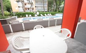 Trilocale Con Piscina - Luca
